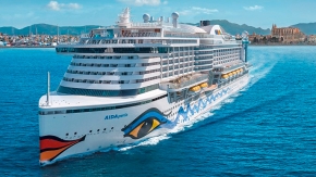 AIDAperla_vor_Mallorca_Foto Aida Cruises.jpg